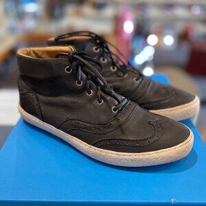 JOHN FLUEVOG FLYVOGS "WYNN" - BLACK AND WHITE - MENS 9 or WOMENS 11